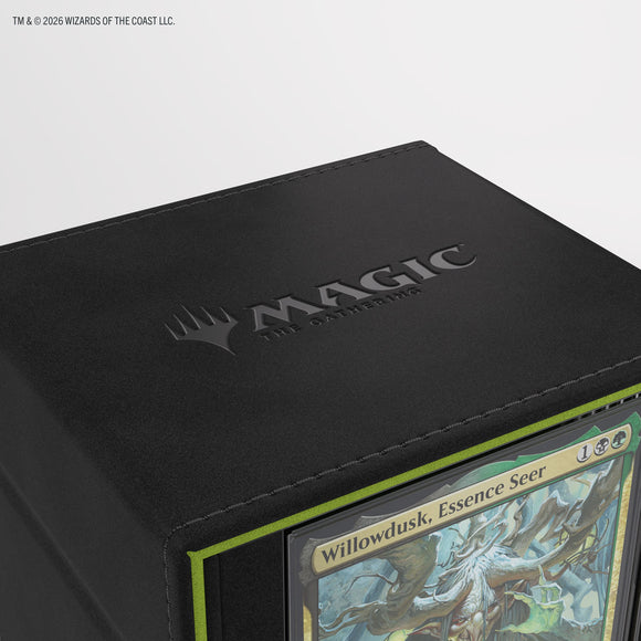 Magic The Gathering-Secrets of Strixhaven Squire Plus XL (100ct) Black/Green
